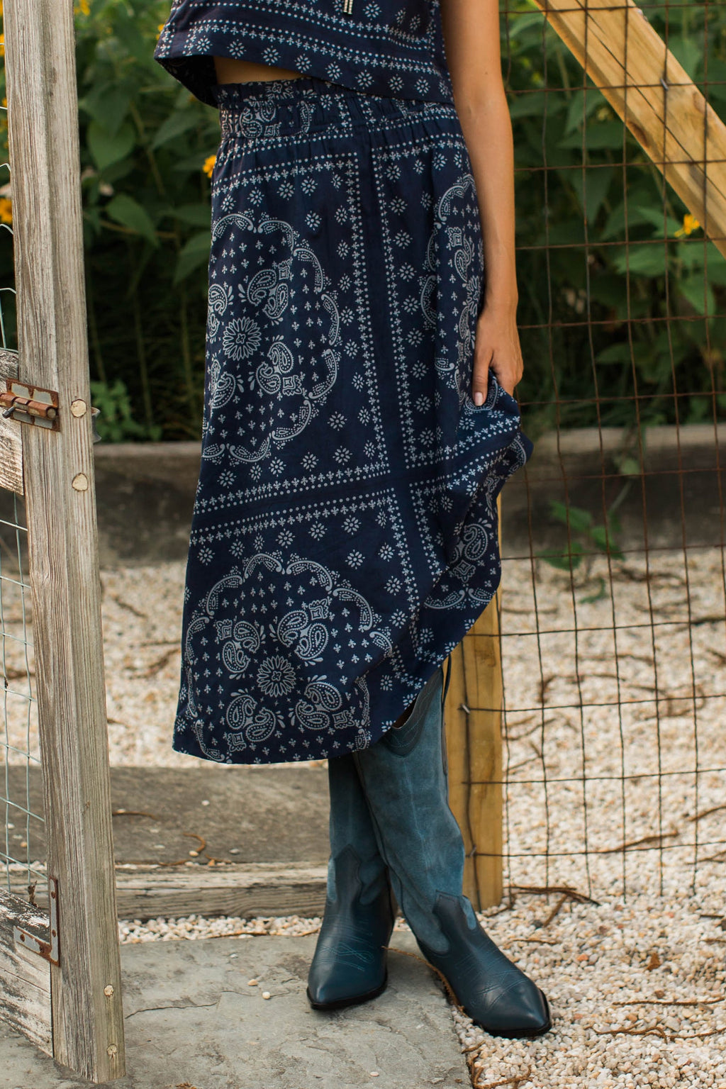 Josie Cotton Cropped Tank - Navy Bandana
