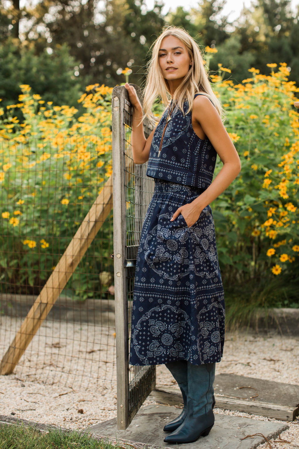 Josie Cotton Cropped Tank - Navy Bandana