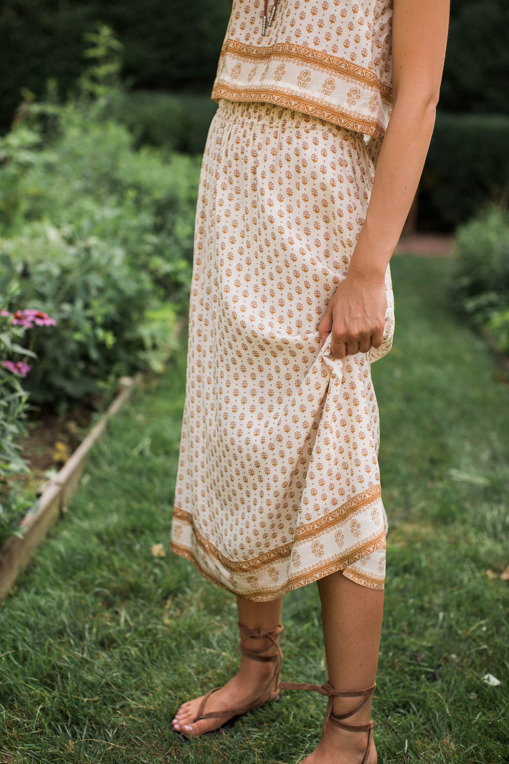 Lydia Midi Skirt - Dune Mini Petunia