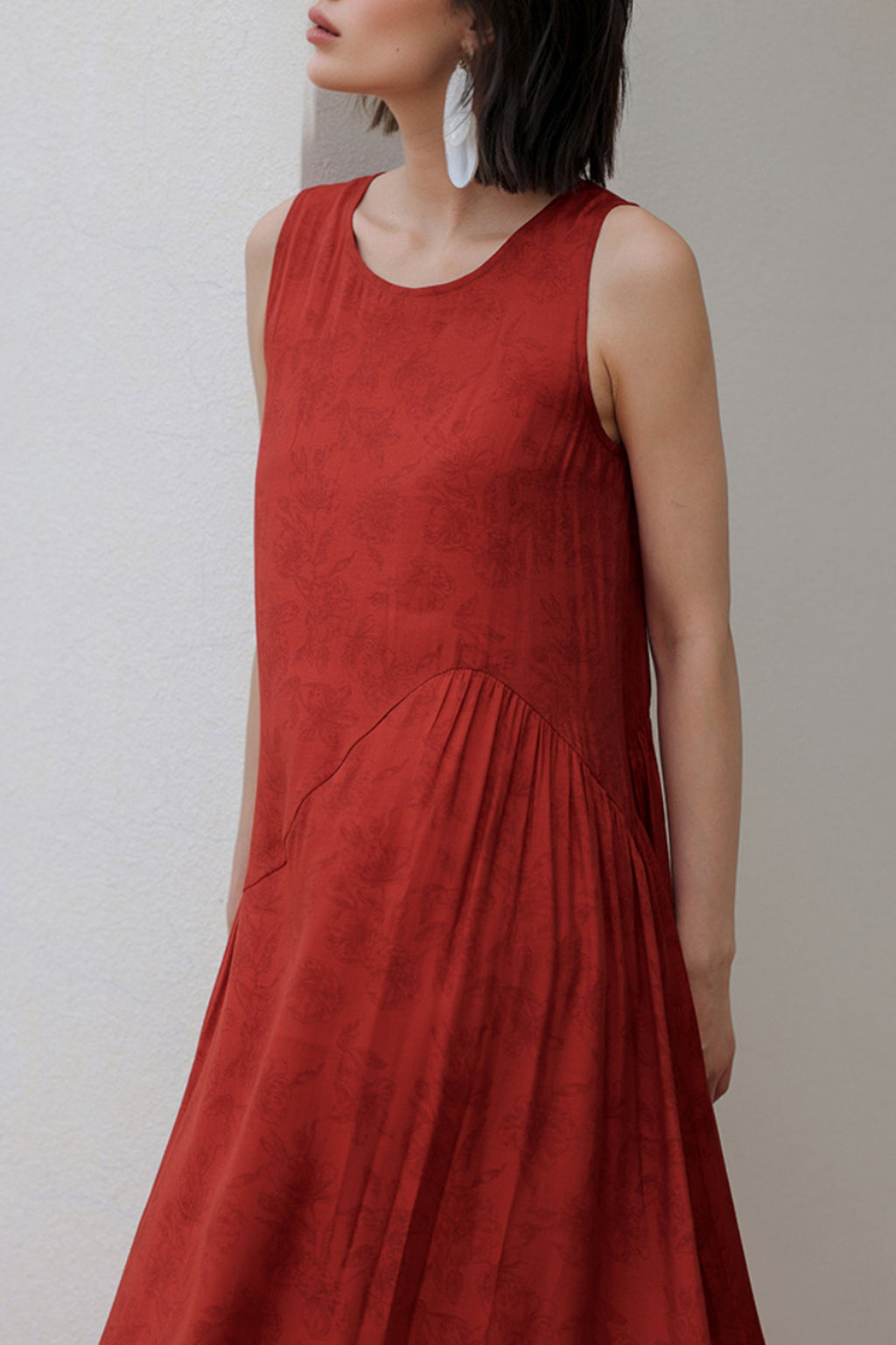 Red Asymmetrical Tiered Sleeveless Maxi Dress with Floral Print